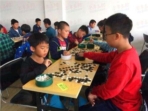 java黑白棋,圍棋比賽時黑白怎么選